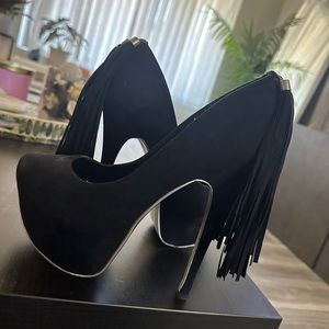 Vintage Forever 21 Tassel platform heels